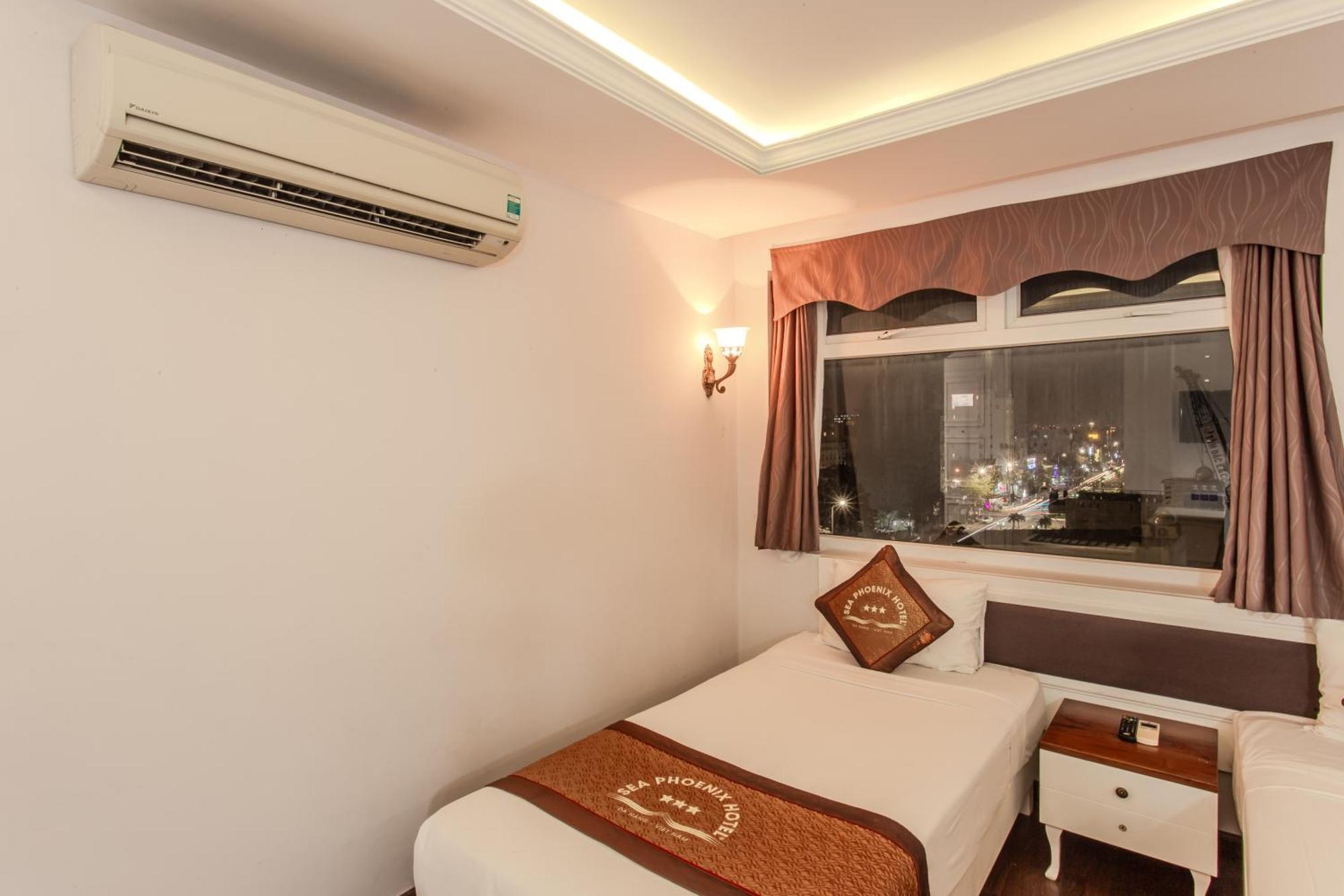 Sea Phoenix Hotel Da Nang Esterno foto